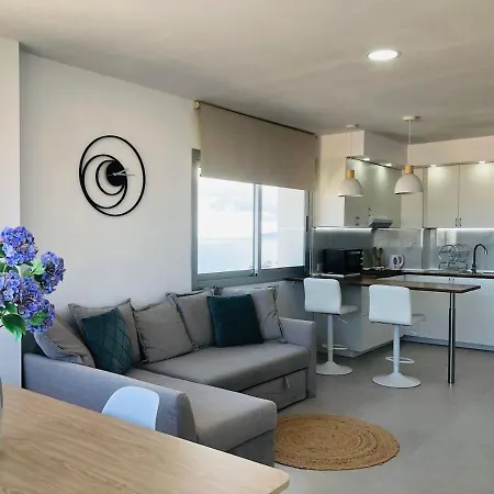 شقة Modern With Pool In Bel Air Building
